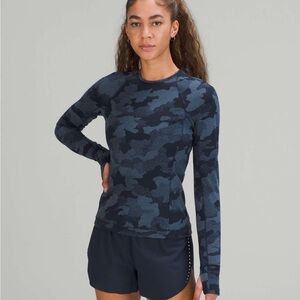 It's Rulu Run Long Sleeve Shirt in the Heritage Speckle Camo Jacquard True Navy